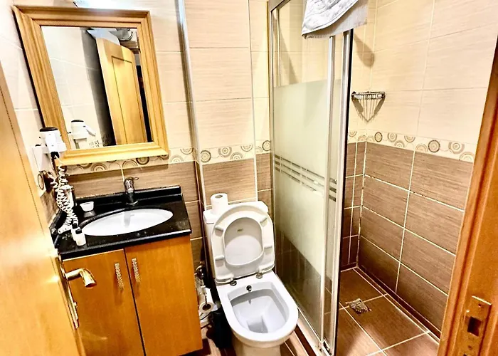 Golden Papirues Taksim 3*