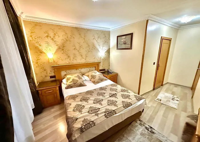 Hotel Golden Papirues Taksim