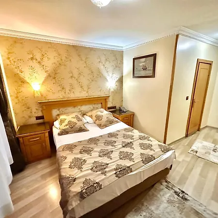 מלון Golden Papirues Taksim