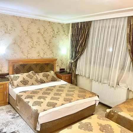Golden Papirues Taksim Istanbul