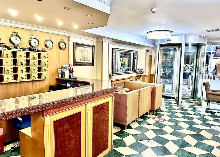 Golden Papirues Taksim Stambuł