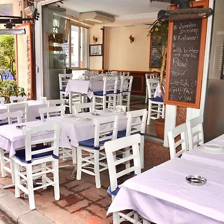 Hotel Golden Papirues Taksim